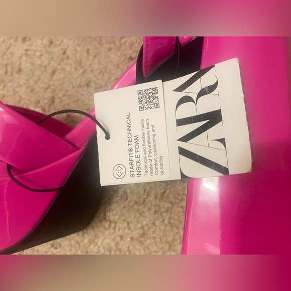 ZARA NEON PINK STRAPPY CHUNKY PLATFORM
HEELED SANDALS SIZE 8 NWT - Picture 7 of 16